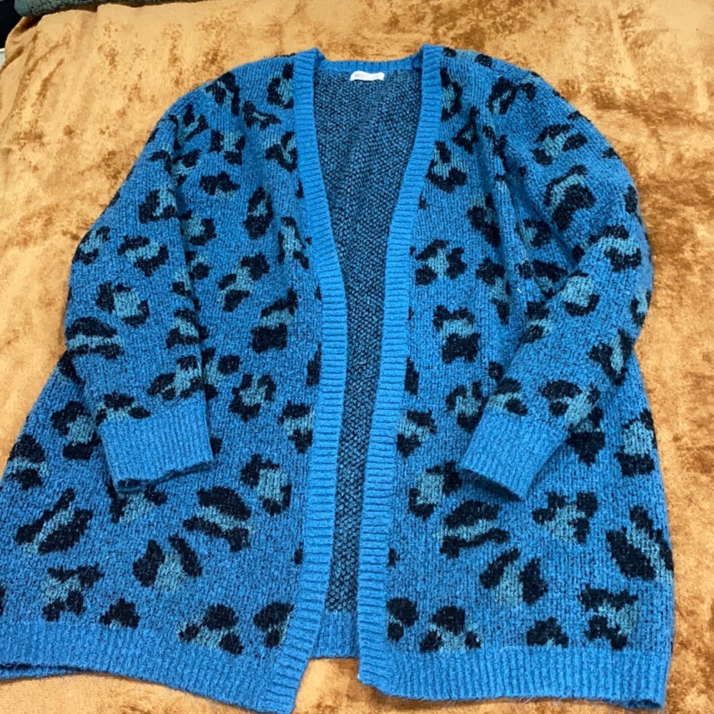 Blue leopard print cardigan